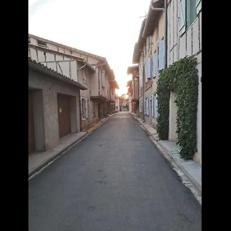 アパート T2 Climatise A Deux Pas Du Centre *